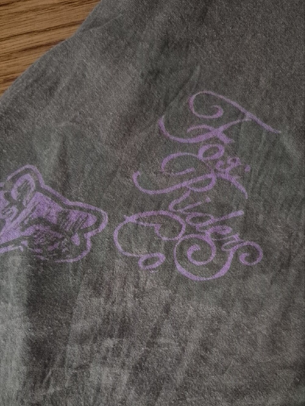 Pre-cut Cropped Fox Riders Graphic Tee in Brown with Lavender Print - Picture 2 of 4
